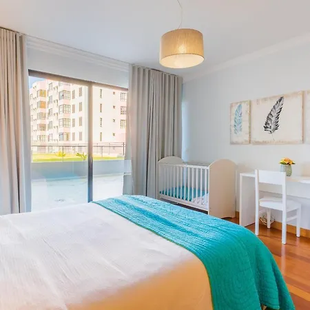 Ocean View And Garden In Exclusive Area Apartment Funchal (Madeira)