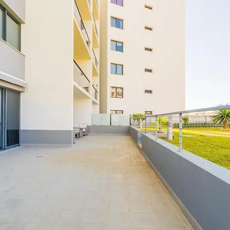 Apartment Ocean View And Garden In Exclusive Area