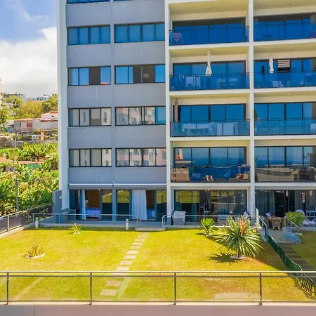 Ocean View And Garden In Exclusive Area Funchal (Madeira)
