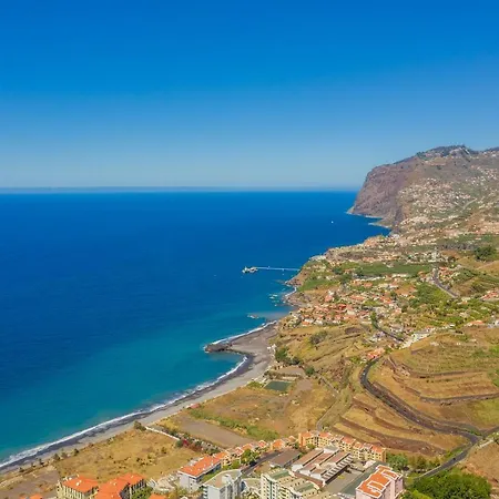 Apartment Ocean View And Garden In Exclusive Area *